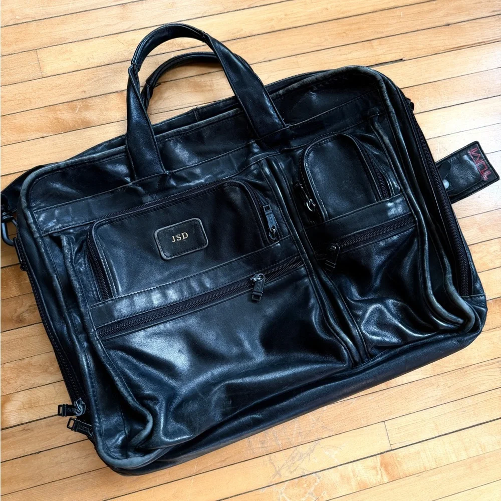 Vintage TUMI Alpha Leather Briefcase Laptop Expandable 9621D3 Messenger Bag